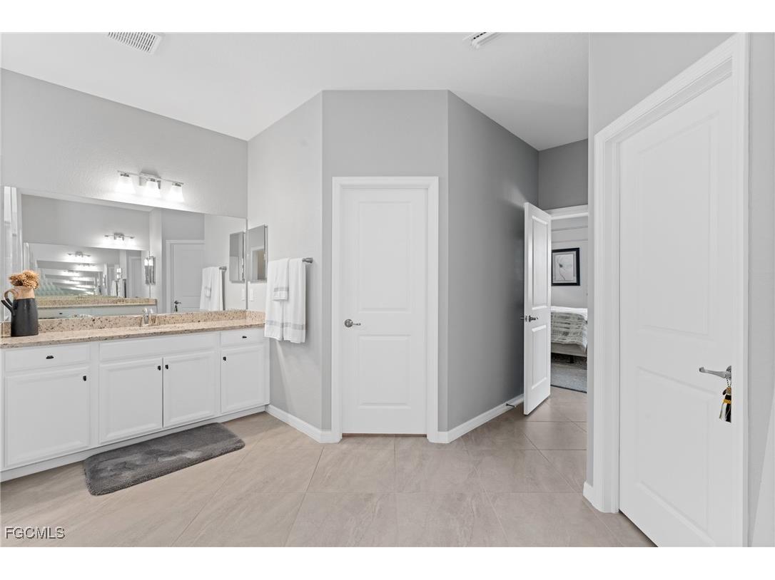 17482 Palmetto Pass Lane Punta Gorda FL 33982 2025012950 image21