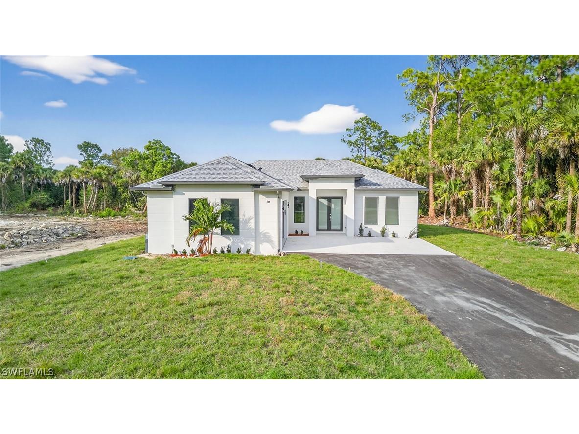 1749 10th Avenue NE Naples FL 34120 226007203 image1