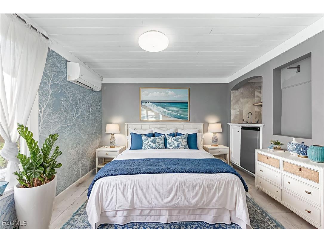 1749 Braman Avenue Fort Myers FL 33901 2025015615 image15