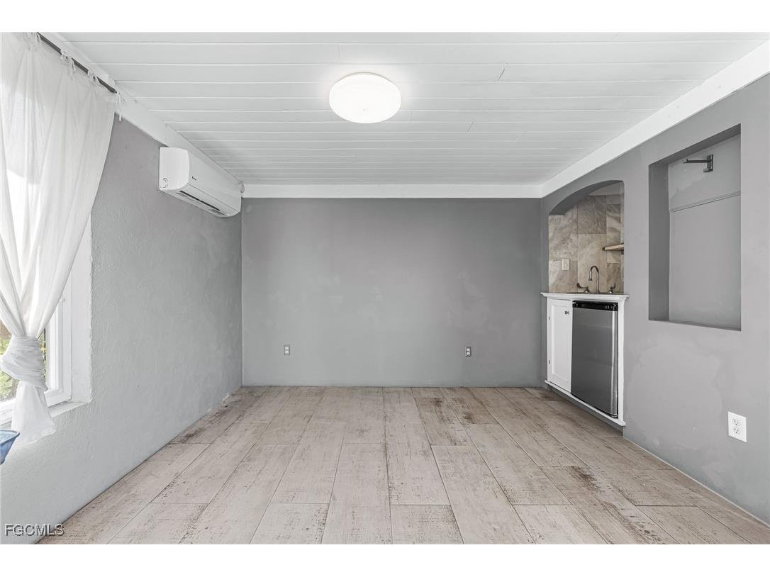 1749 Braman Avenue Fort Myers FL 33901 2025015615 image21