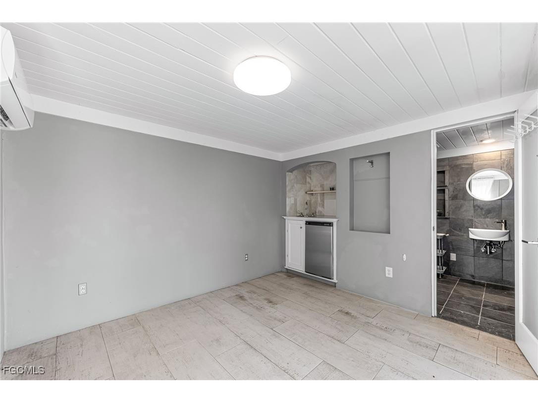 1749 Braman Avenue Fort Myers FL 33901 2025015615 image22