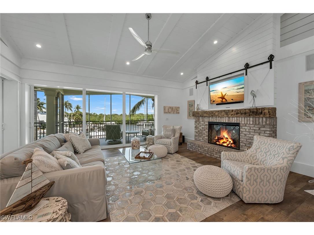 1749 Gulfstar Drive S #403 Naples FL 34112 223062840 image1