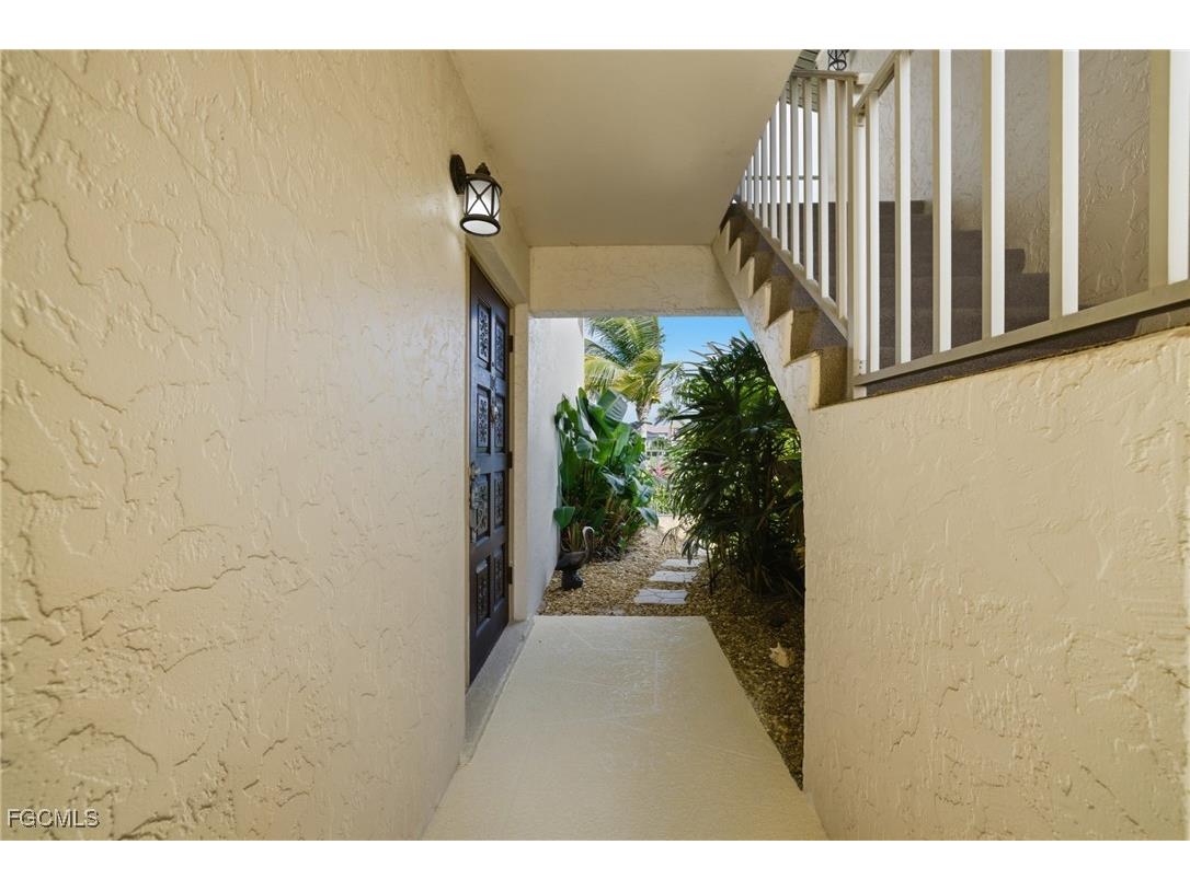 1749 SE 46th Lane #104 Cape Coral FL 33904 2025016742 image30