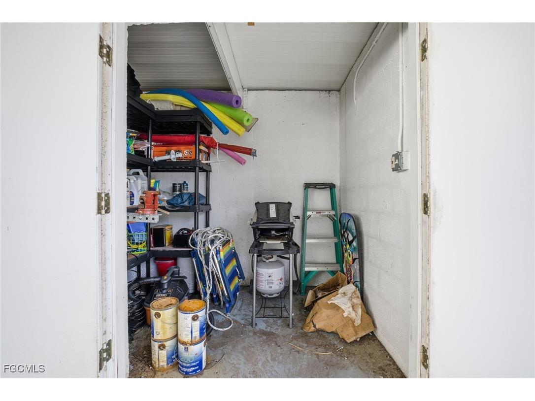 1749 SE 46th Lane #104 Cape Coral FL 33904 2025016742 image32