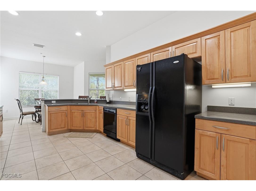 17498 Old Harmony Drive #201 Fort Myers FL 33908 2025013102 image11