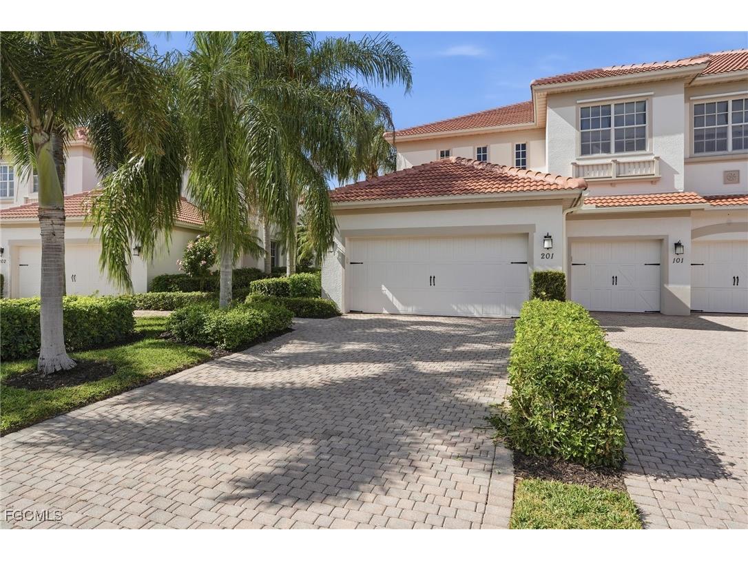 17498 Old Harmony Drive #201 Fort Myers FL 33908 2025013102 image2