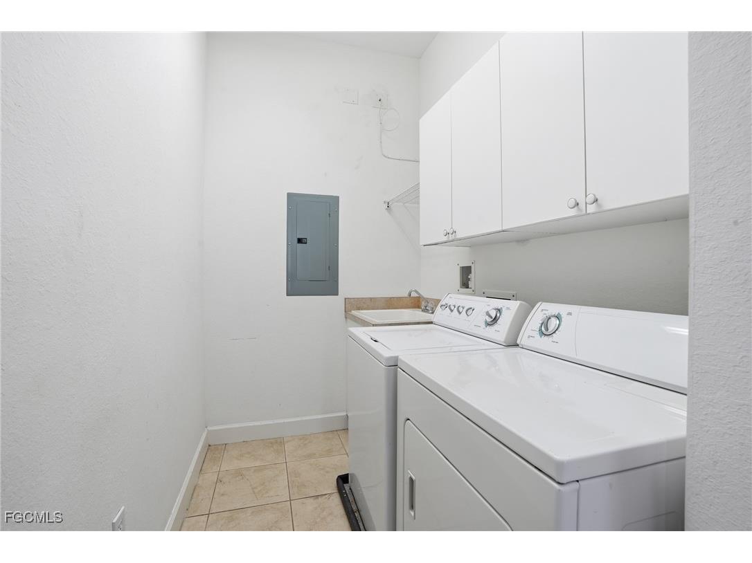 17498 Old Harmony Drive #201 Fort Myers FL 33908 2025013102 image24