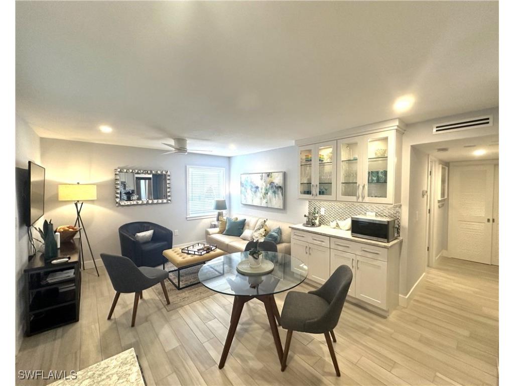 175 5th Avenue S #104 Naples FL 34102 225064721 image8