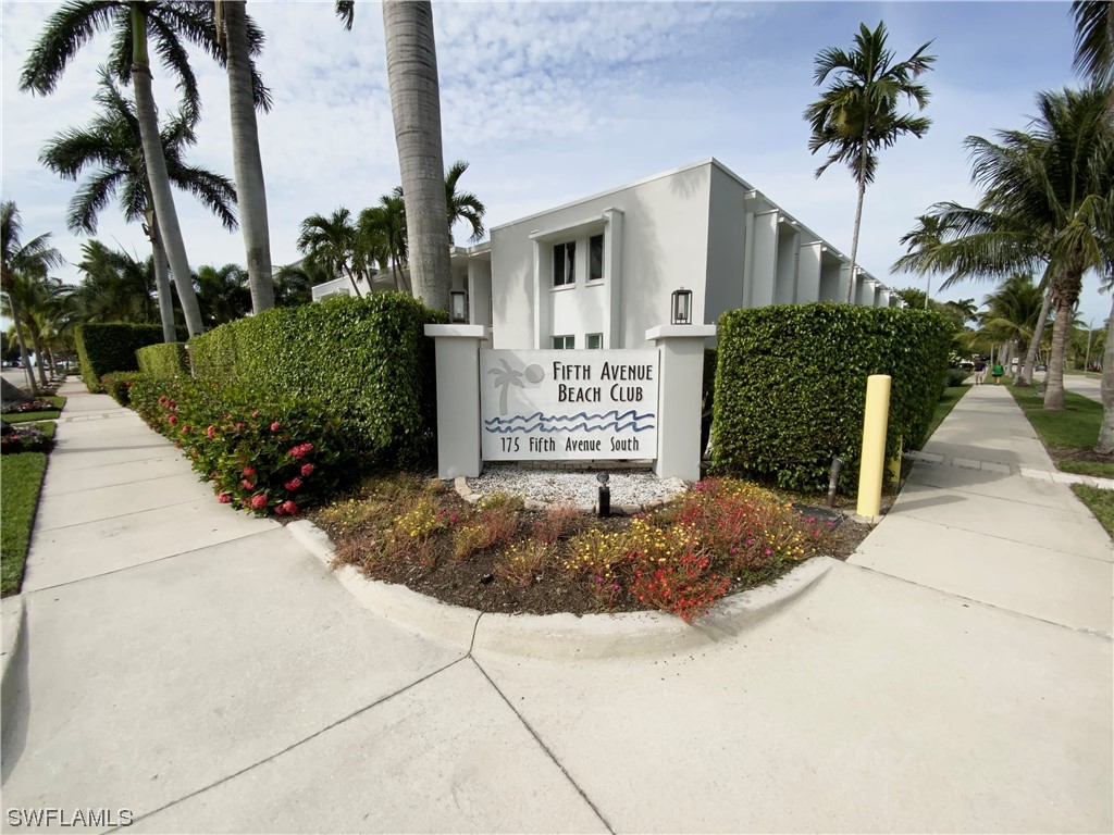 175 5th Avenue S #13 (204) Naples FL 34102 223087489 image1