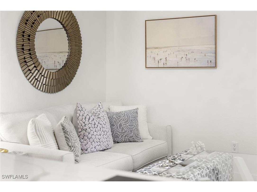 175 Fifth Avenue S #204 Naples FL 34102 225072811 image16