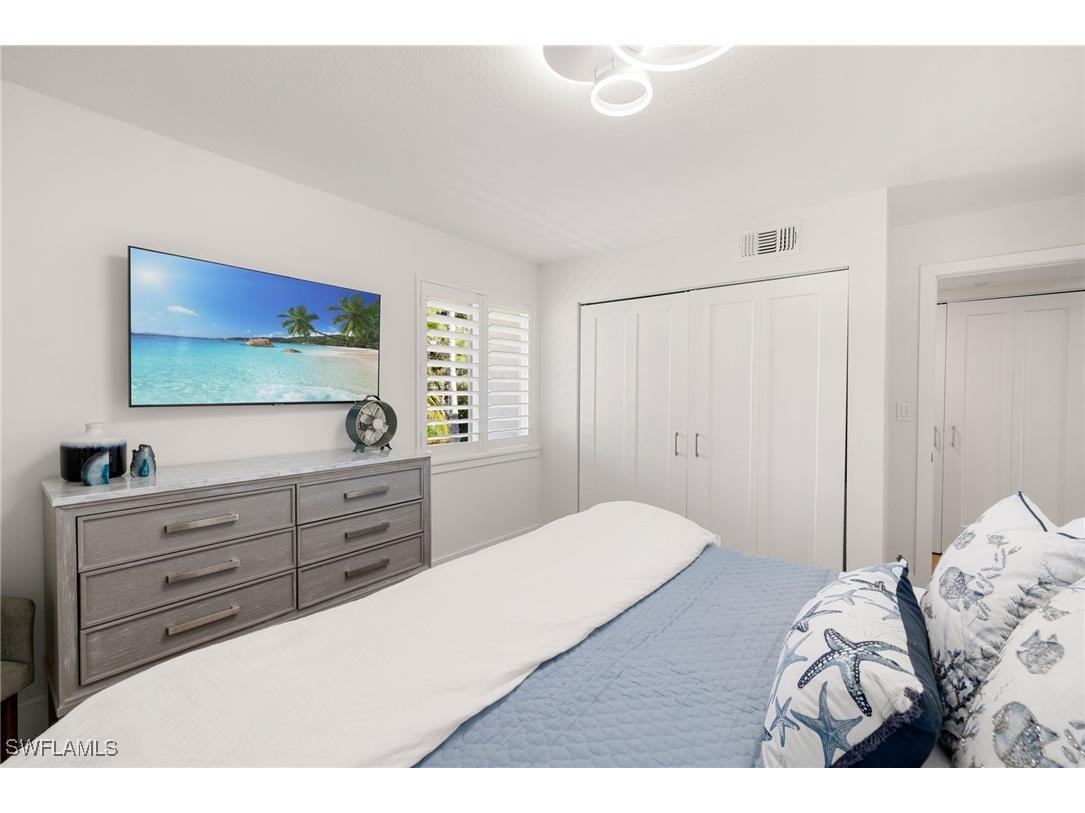 175 Fifth Avenue S #204 Naples FL 34102 225072811 image24