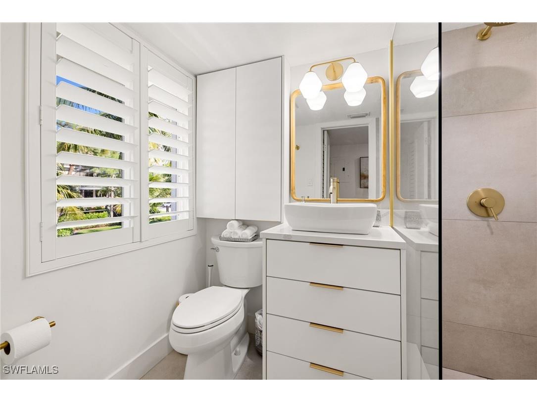 175 Fifth Avenue S #204 Naples FL 34102 225072811 image26