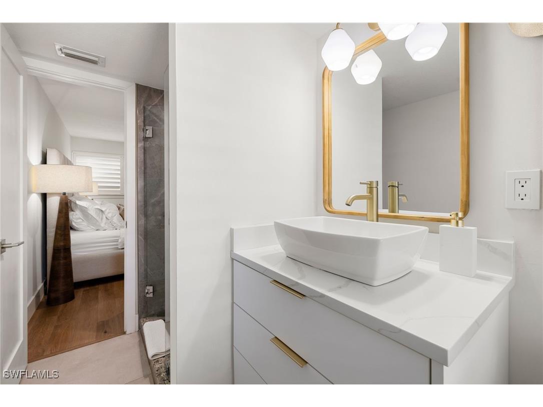 175 Fifth Avenue S #204 Naples FL 34102 225072811 image32