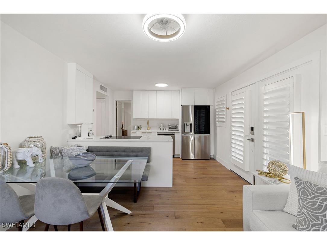 175 Fifth Avenue S #204 Naples FL 34102 225072811 image6