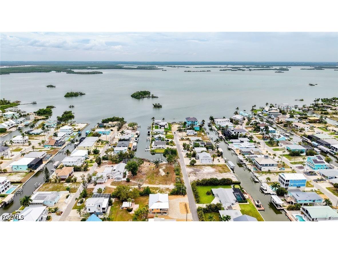 175 Bahia Viaduct Fort Myers Beach FL 33931 2026023063 image9