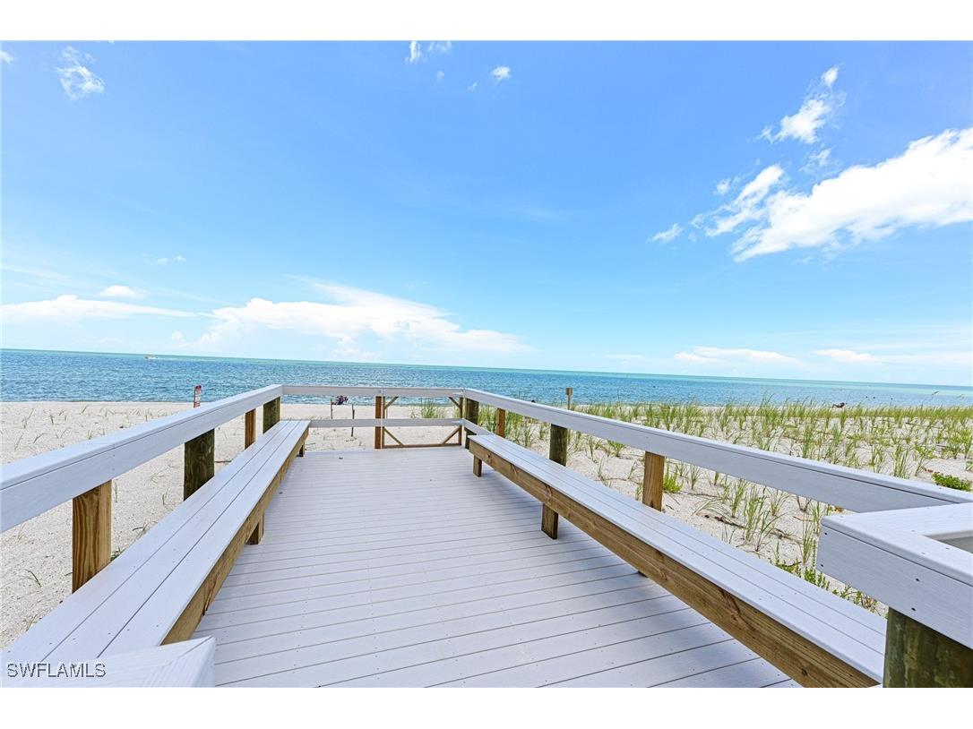 175 Barefoot Circle Bonita Springs FL 34134 225067028 image39