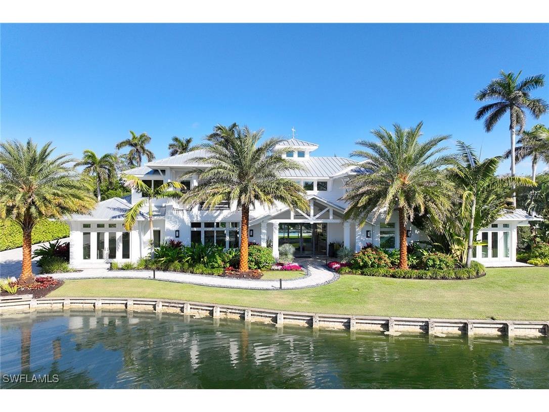 175 Center Street Naples FL 34108 225071466 image1