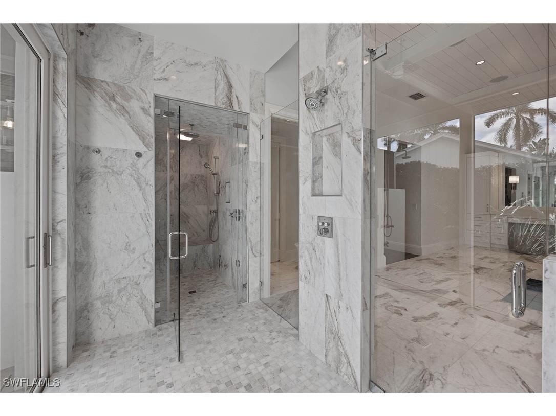 175 Center Street Naples FL 34108 225071466 image20