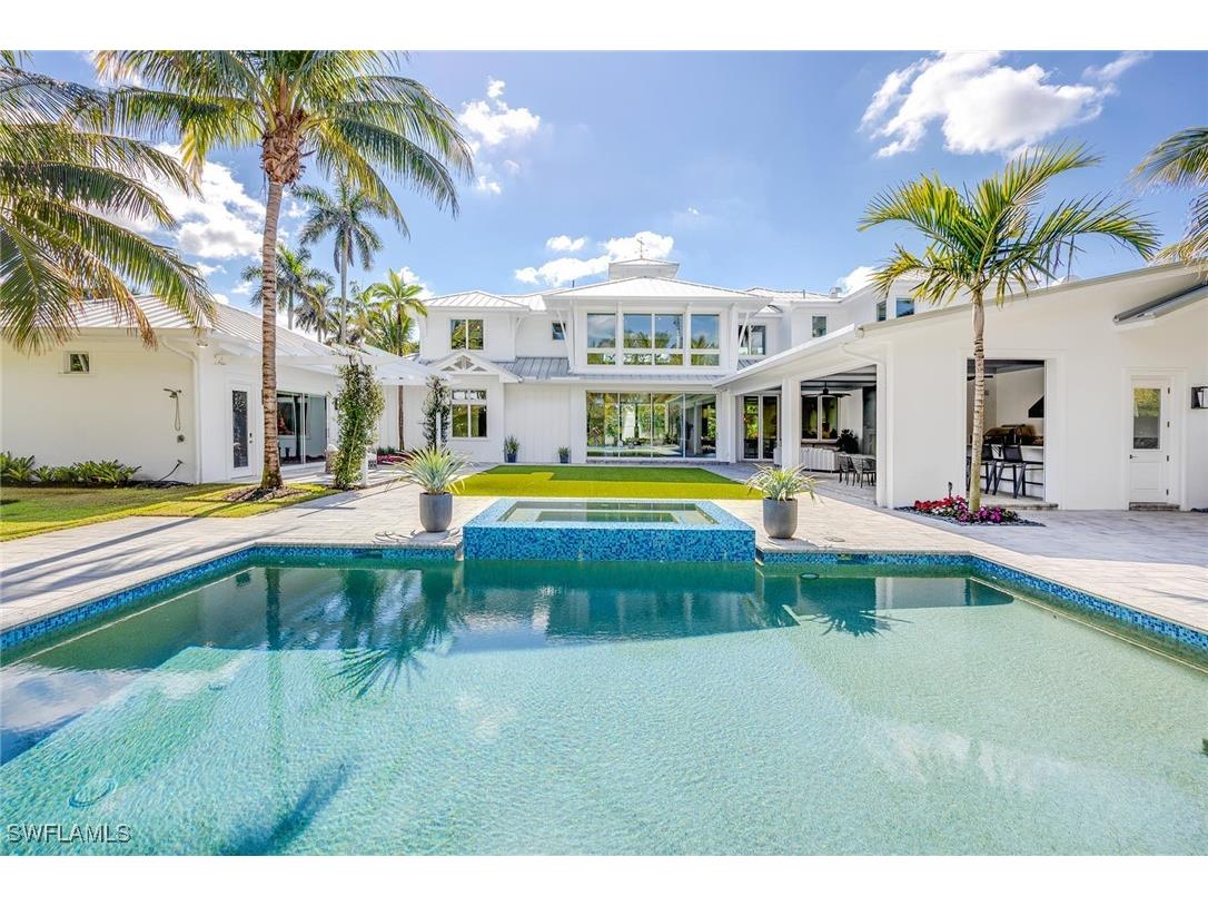 175 Center Street Naples FL 34108 225071466 image3