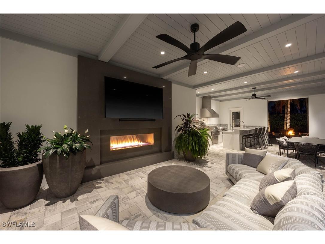 175 Center Street Naples FL 34108 225071466 image33