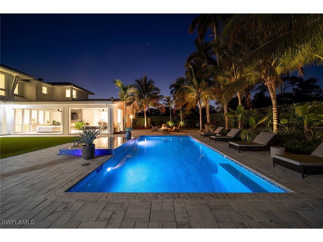 175 Center Street Naples FL 34108 225071466 image38