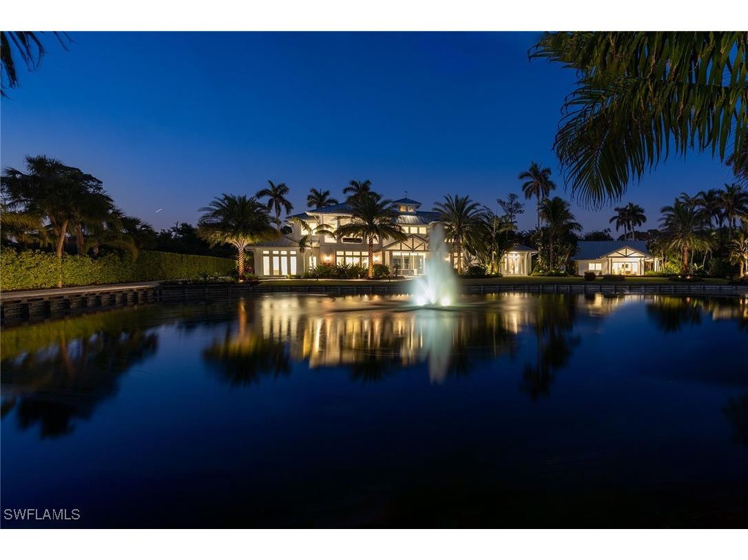 175 Center Street Naples FL 34108 225071466 image4