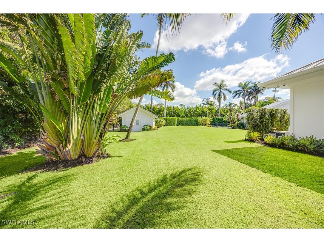 175 Center Street Naples FL 34108 225071466 image49