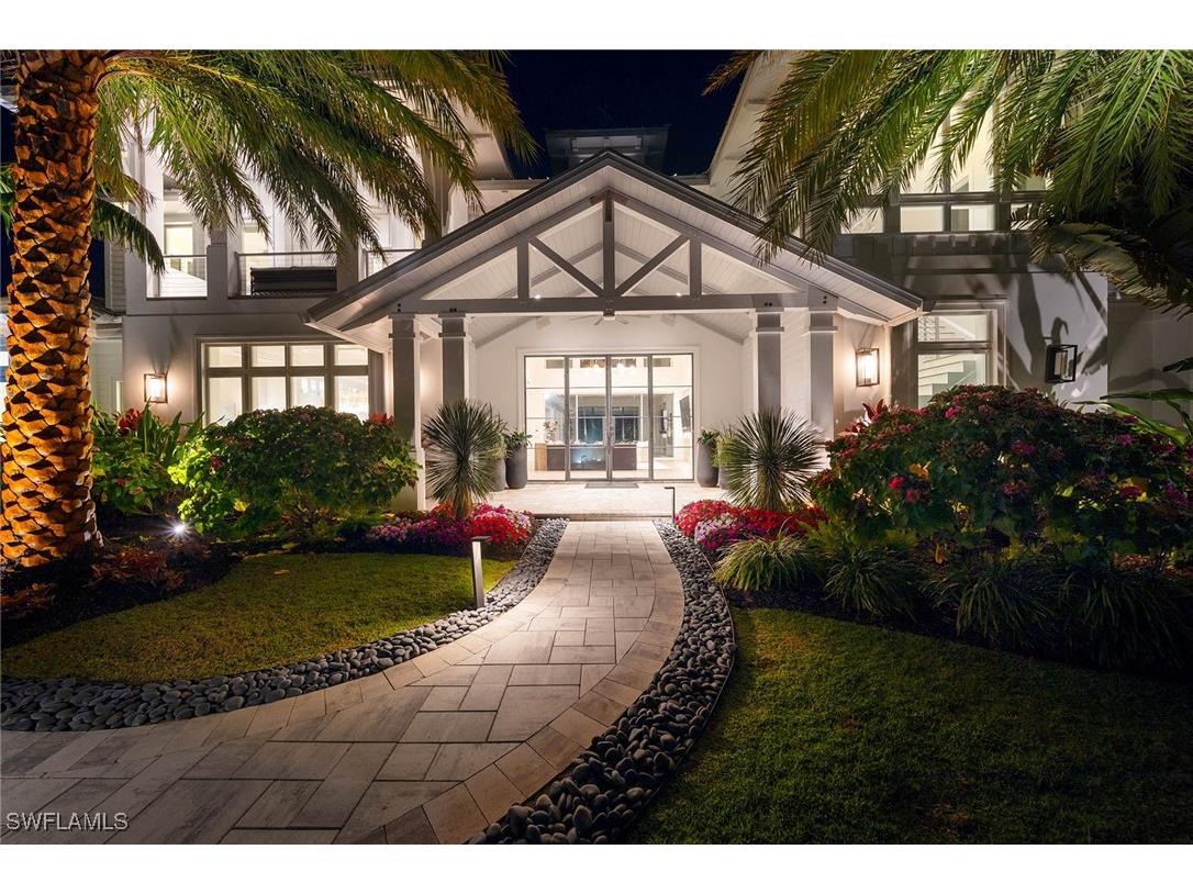 175 Center Street Naples FL 34108 225071466 image7