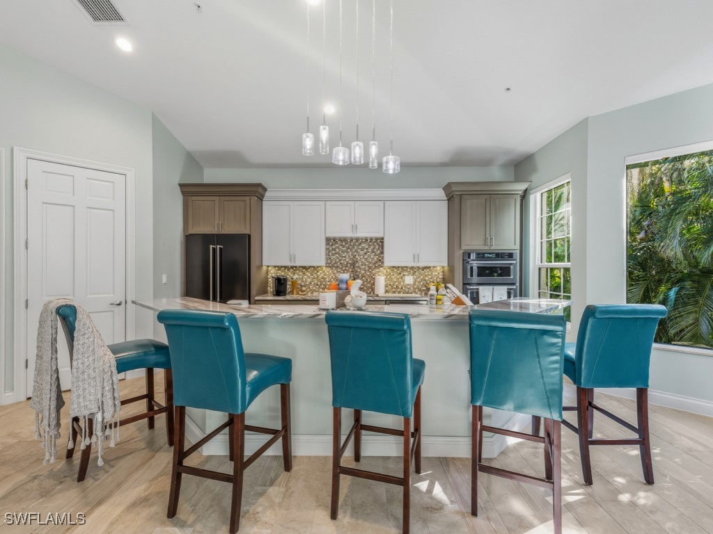 175 Colonade Circle #1403 Naples FL 34103 225077078 image9