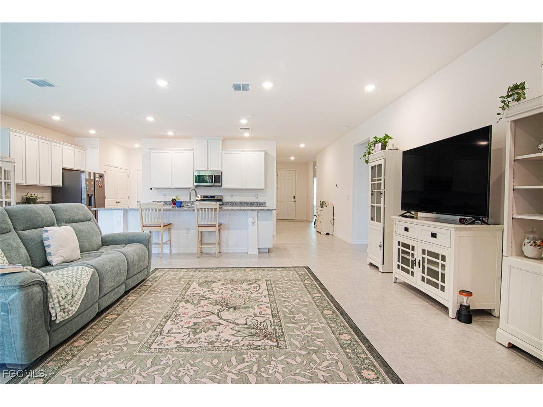 175 Herndon Avenue Lehigh Acres FL 33974 2025026196 image12