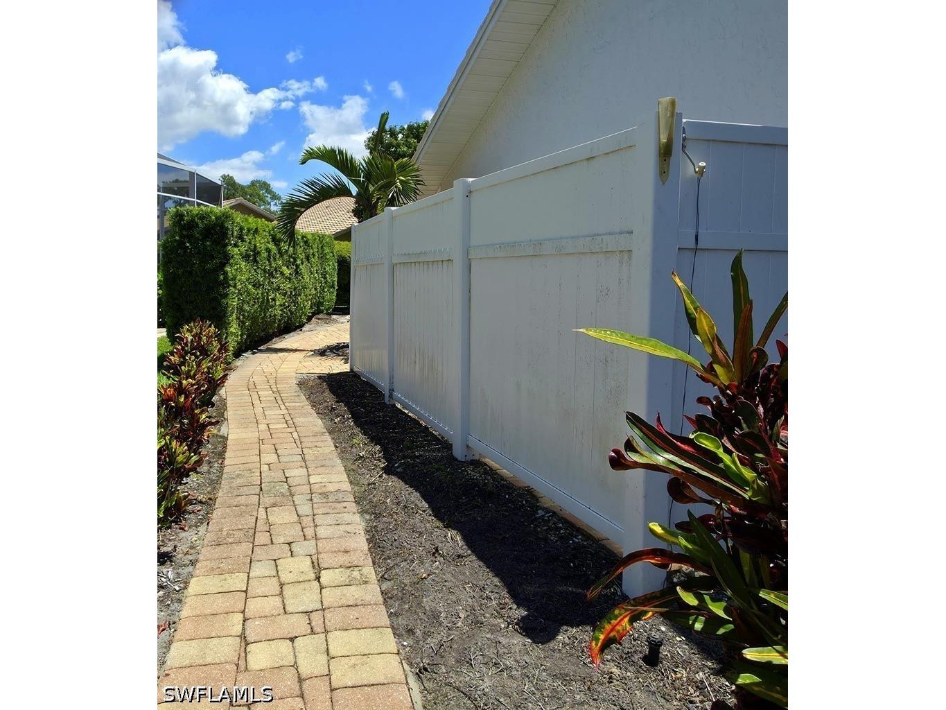  Naples FL 34104 226017913 image24
