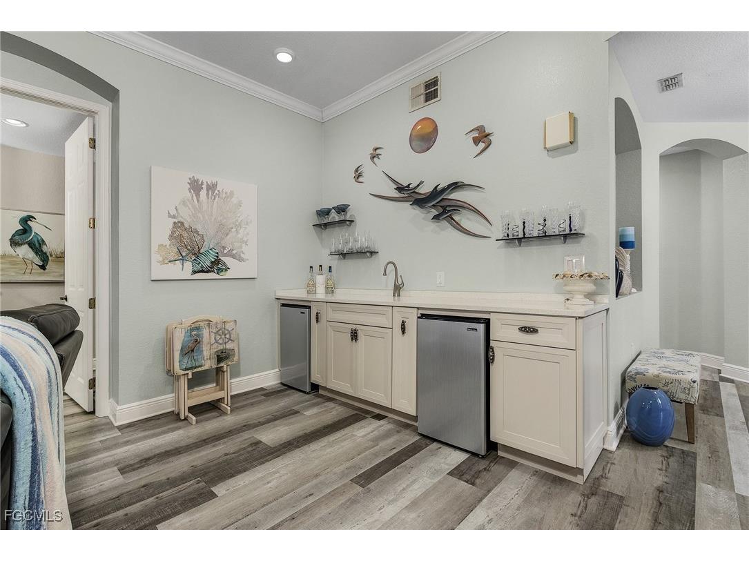 175 Shadroe Cove Circle #1101 Cape Coral FL 33991 2025007652 image10