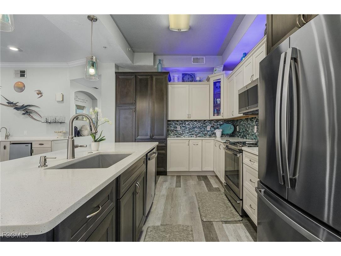 175 Shadroe Cove Circle #1101 Cape Coral FL 33991 2025007652 image12