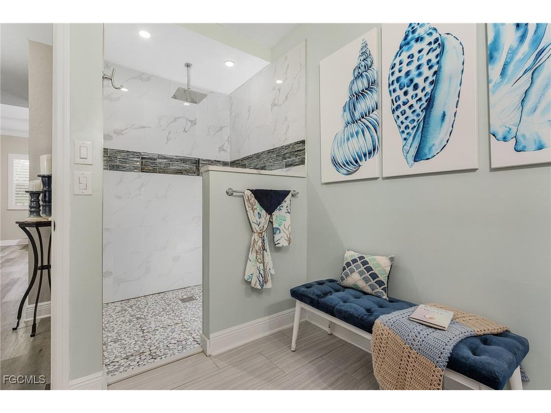 175 Shadroe Cove Circle #1101 Cape Coral FL 33991 2025007652 image17