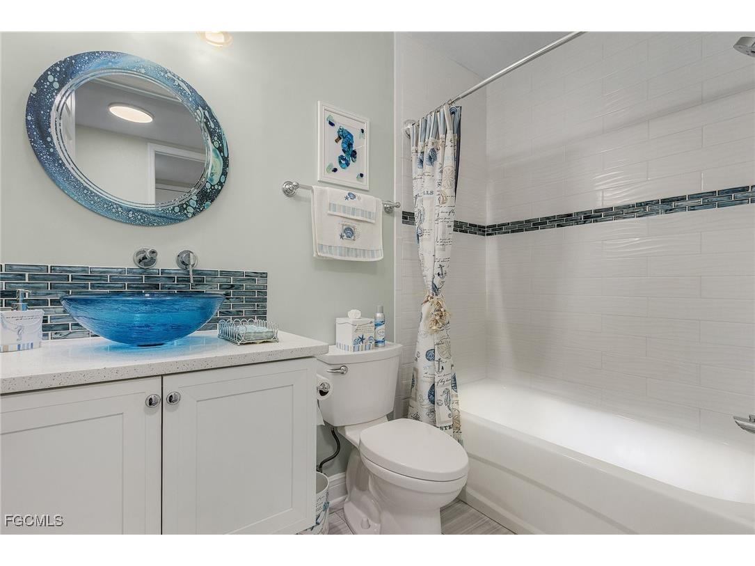 175 Shadroe Cove Circle #1101 Cape Coral FL 33991 2025007652 image21