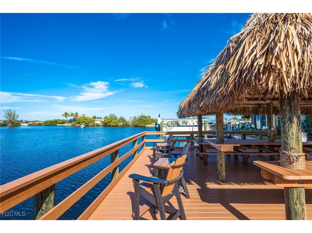 175 Shadroe Cove Circle #1101 Cape Coral FL 33991 2025007652 image4