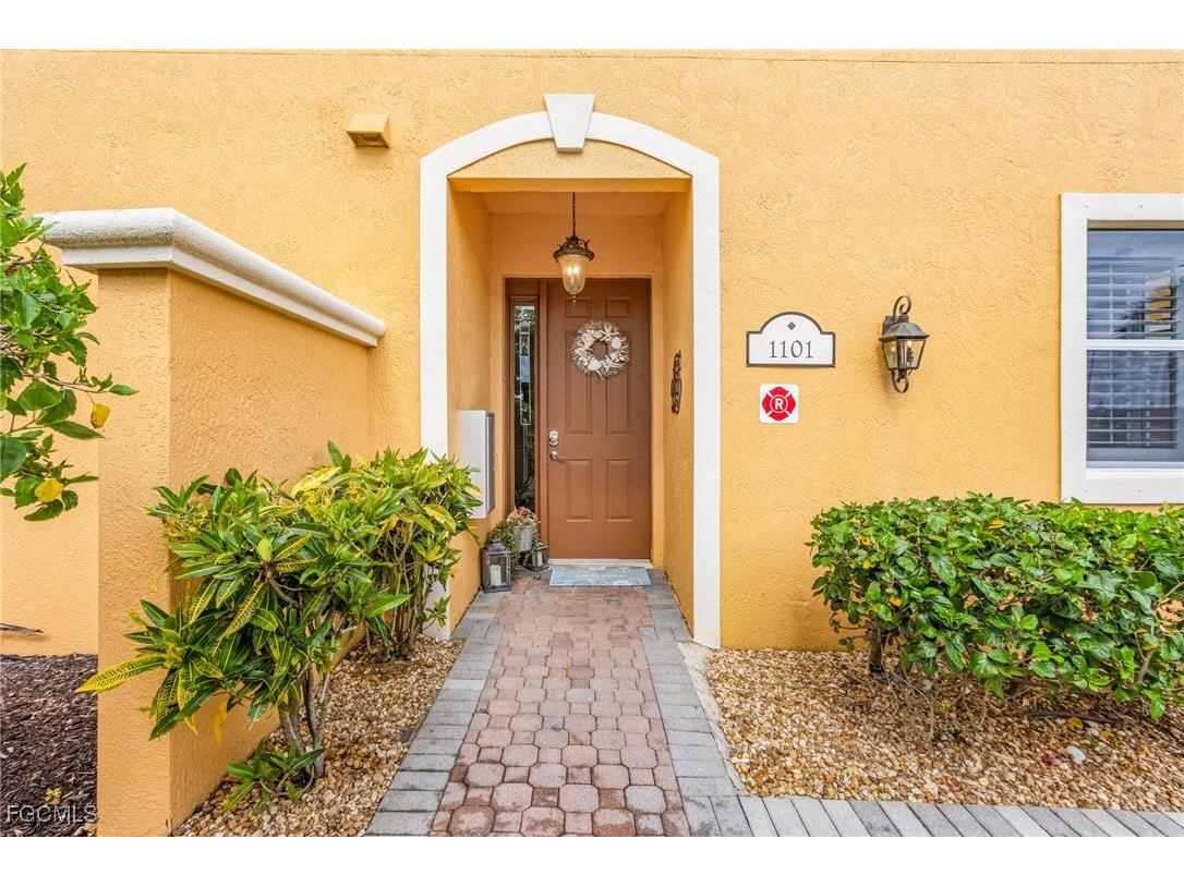175 Shadroe Cove Circle #1101 Cape Coral FL 33991 2025007652 image6
