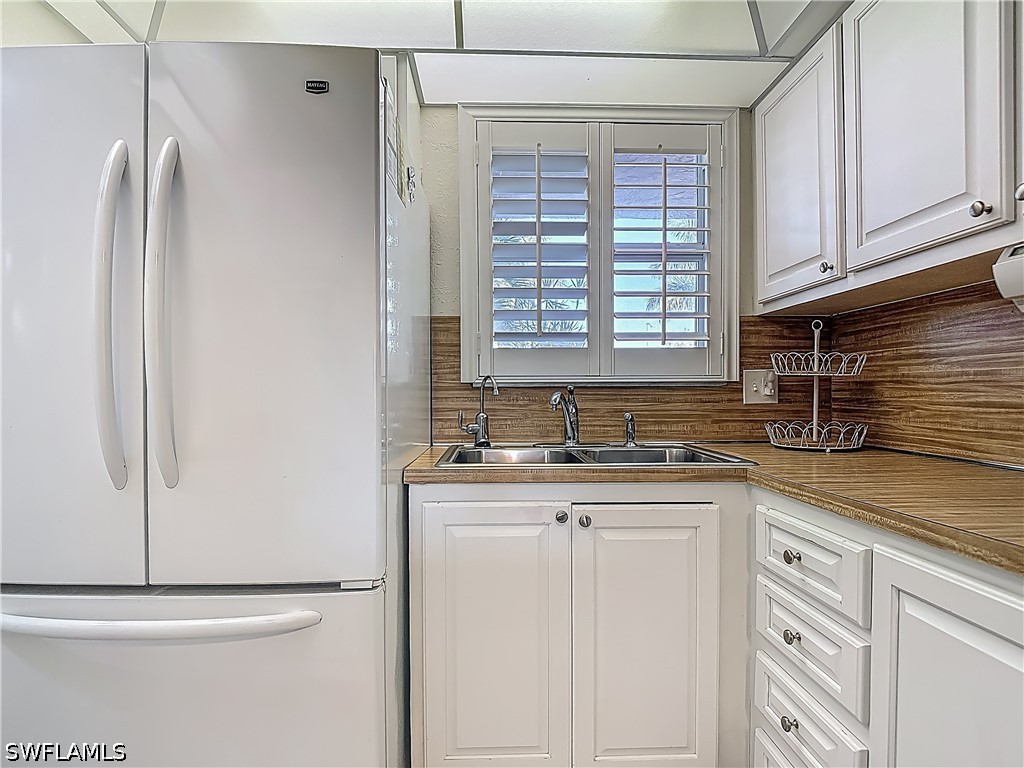 175 Turtle Lake Court #108 Naples FL 34105 226018160 image4