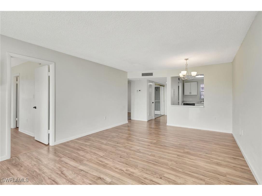 175 Turtle Lake Court #212 Naples FL 34105 224063844 image1