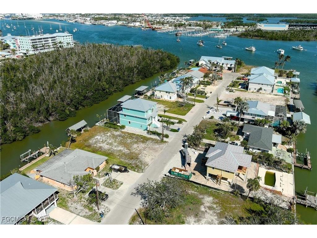 175 Tropical Shores Way #177 Fort Myers Beach FL 33931 2026000004 image19