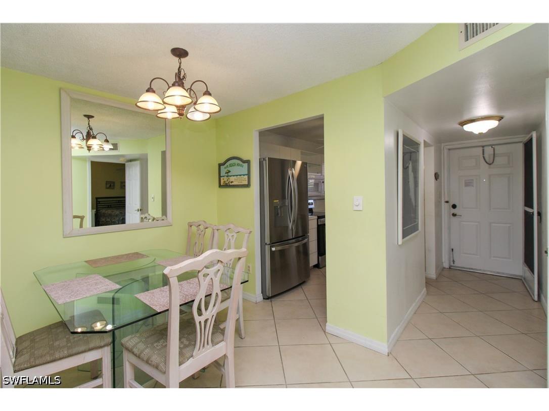 175 Turtle Lake Court #111 Naples FL 34105 226014382 image10
