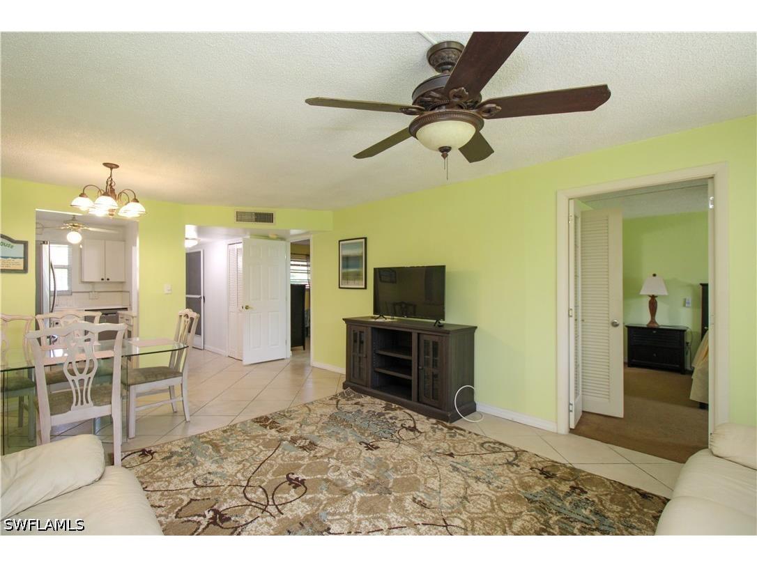 175 Turtle Lake Court #111 Naples FL 34105 226014382 image12