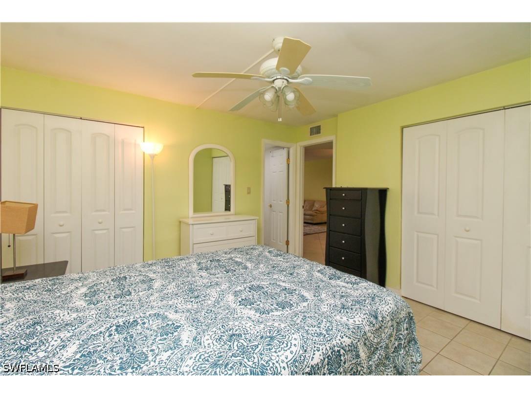 175 Turtle Lake Court #111 Naples FL 34105 226014382 image21