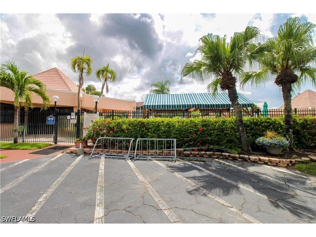 175 Turtle Lake Court #111 Naples FL 34105 226014382 image44