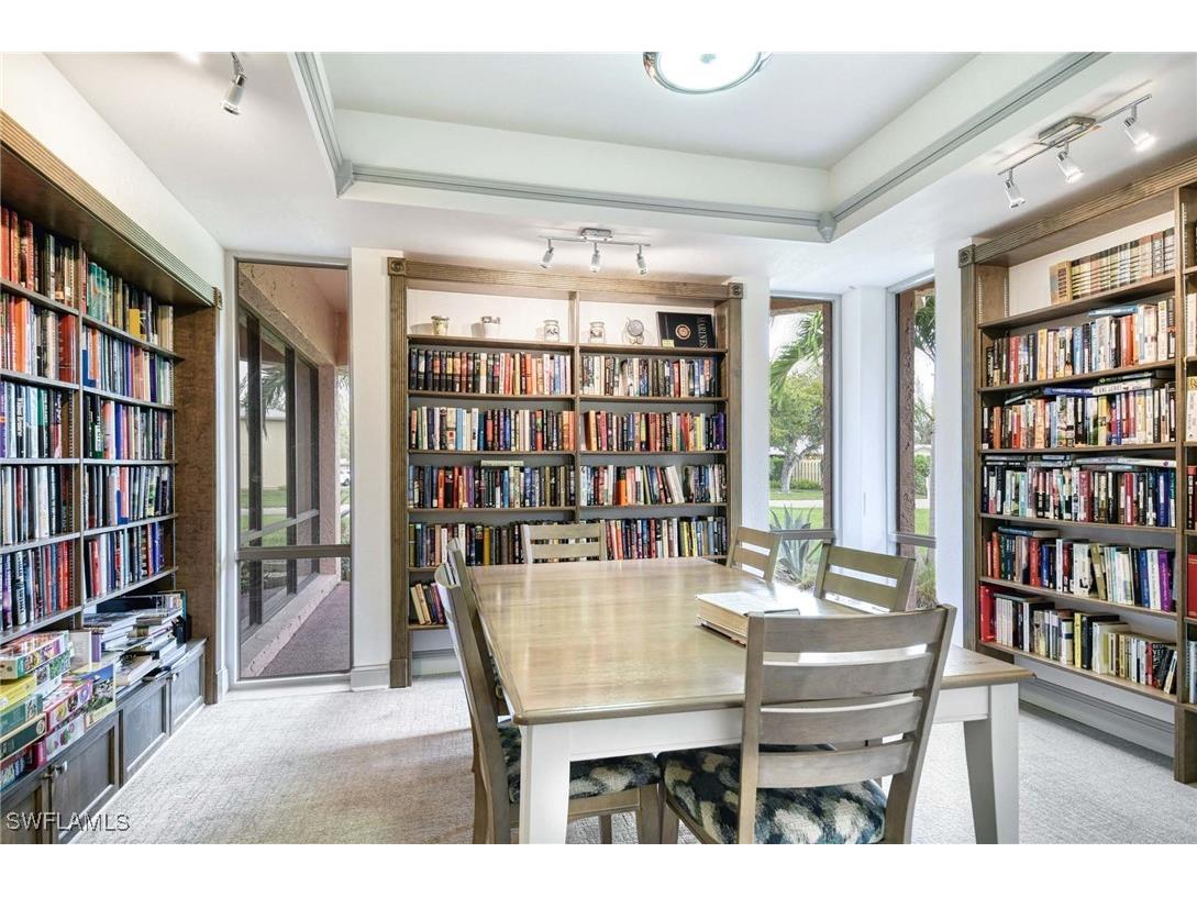 175 Turtle Lake Court #112 Naples FL 34105 225025025 image16