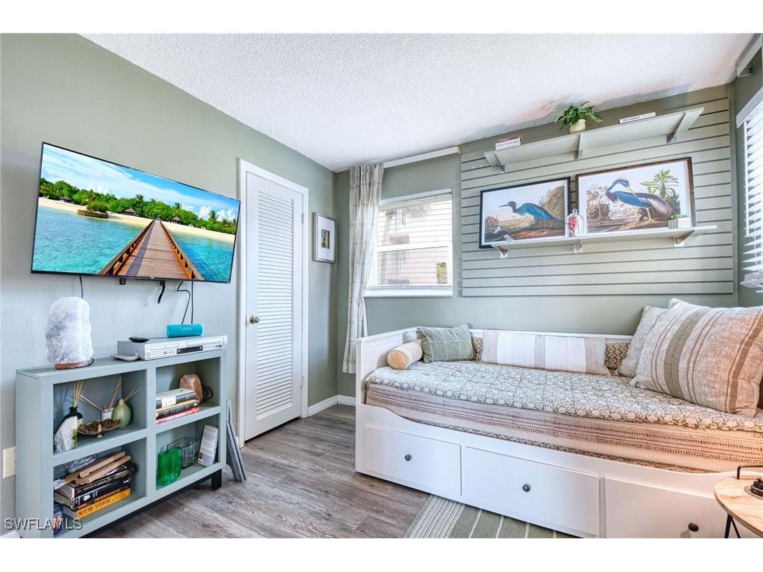 175 Turtle Lake Court #112 Naples FL 34105 225025025 image9