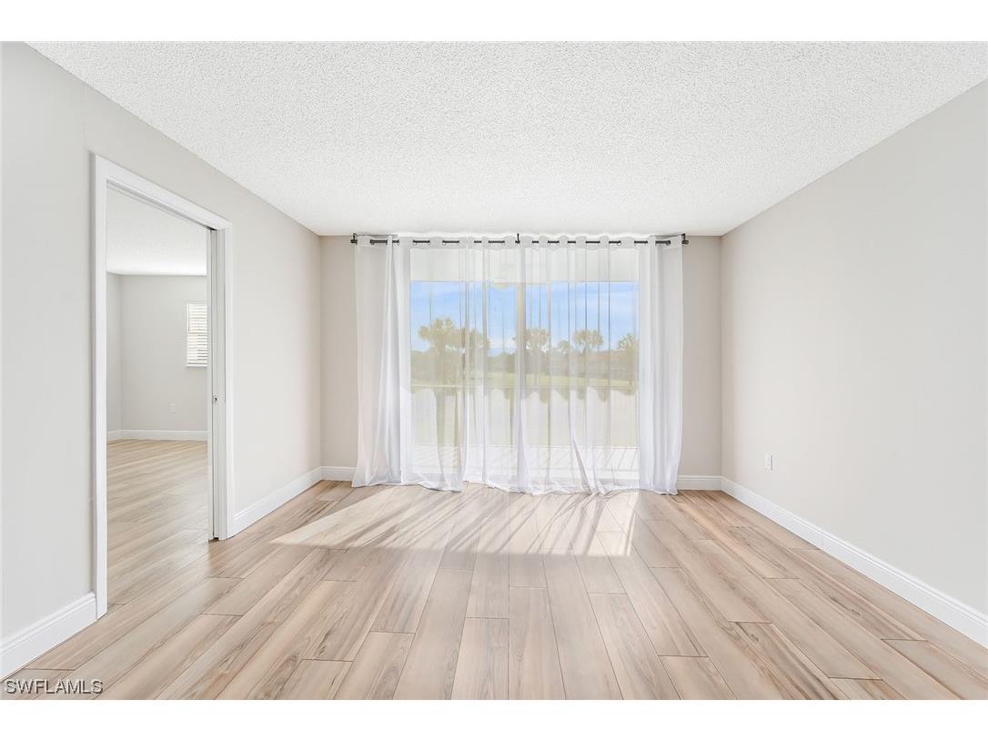 175 Turtle Lake Court #211 Naples FL 34105 223077933 image1