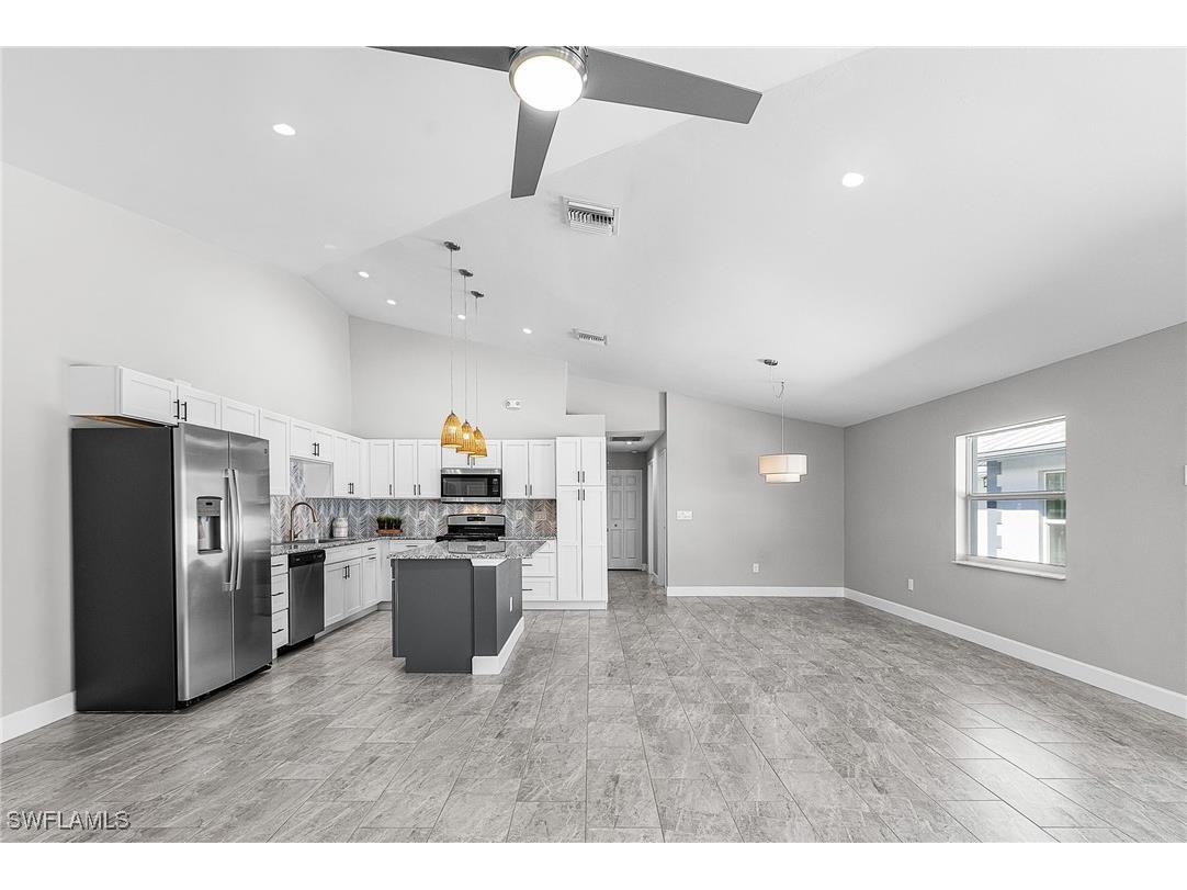 175 Village Circle #32 Labelle FL 33935 225077806 image6