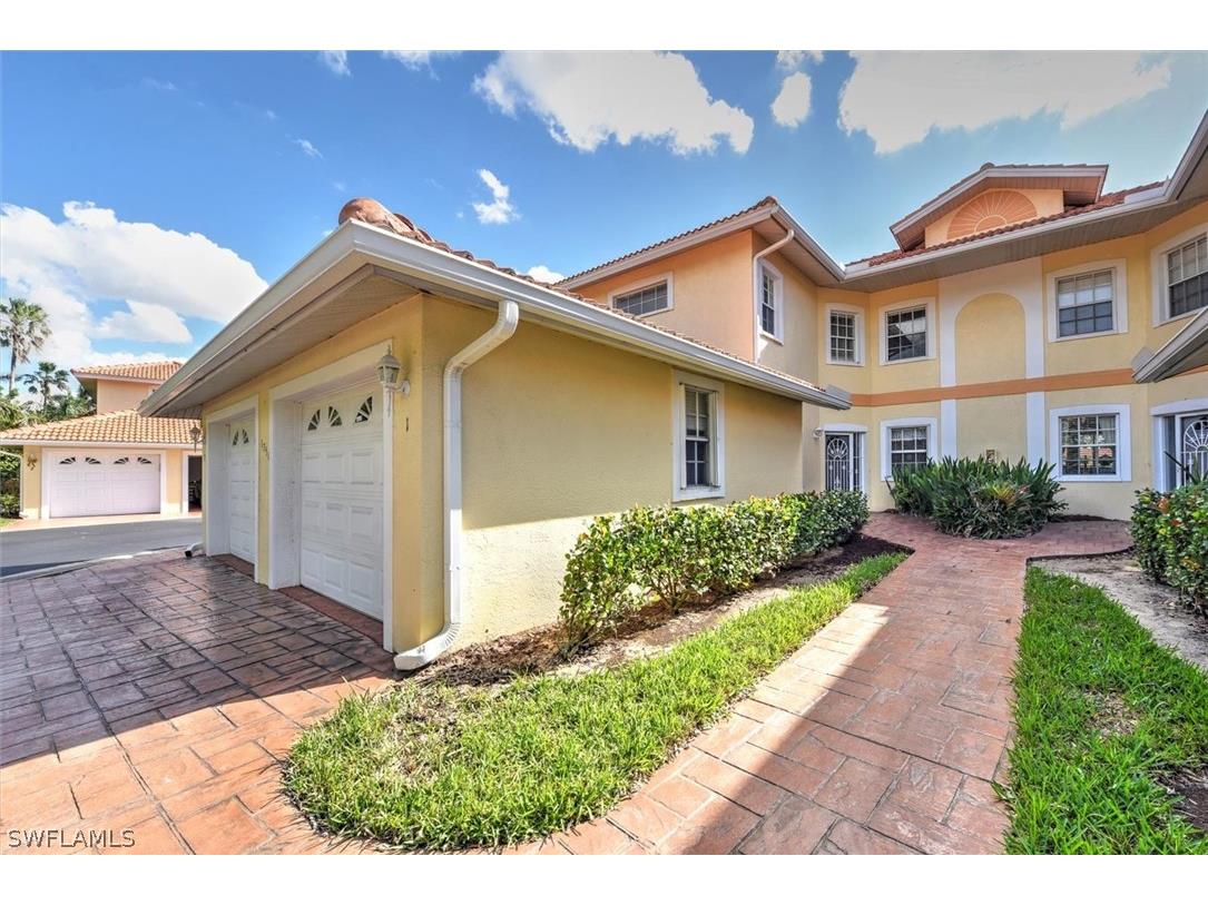 1750 Reuven Circle #1601 Naples FL 34112 222087995 image1