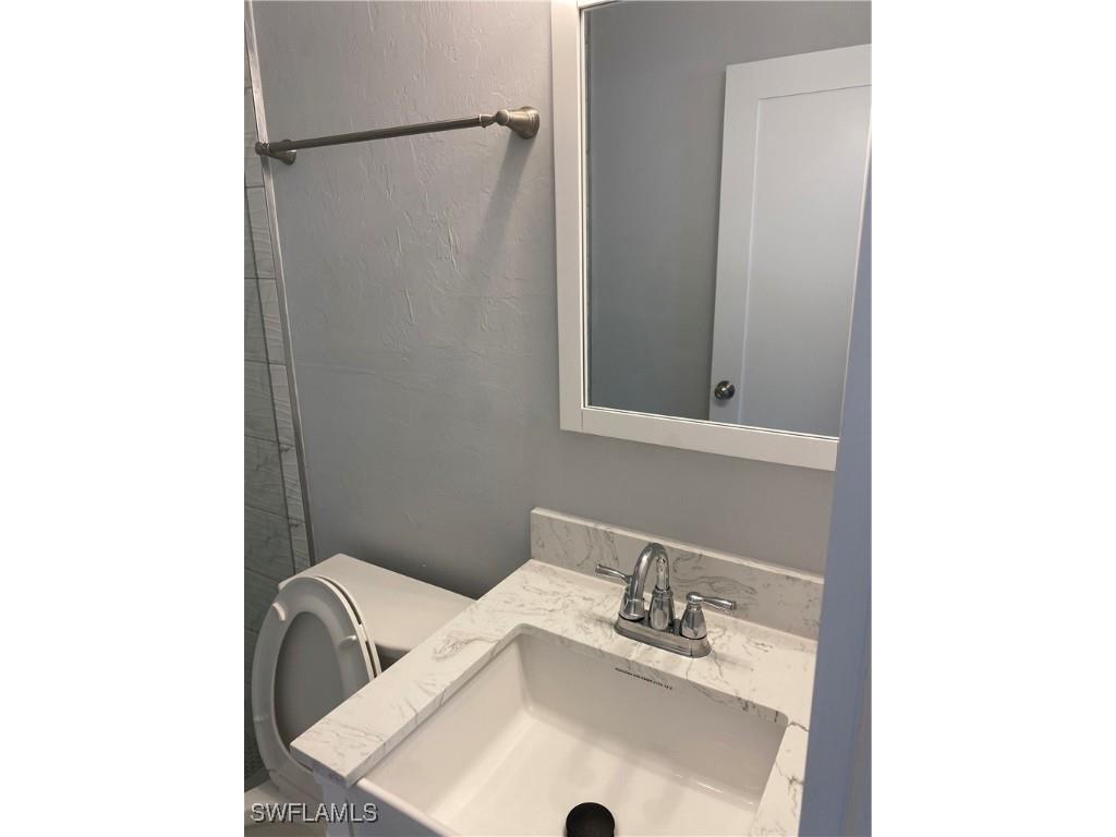 1751 Smugglers Cove #B Naples FL 34112 225082273 image8